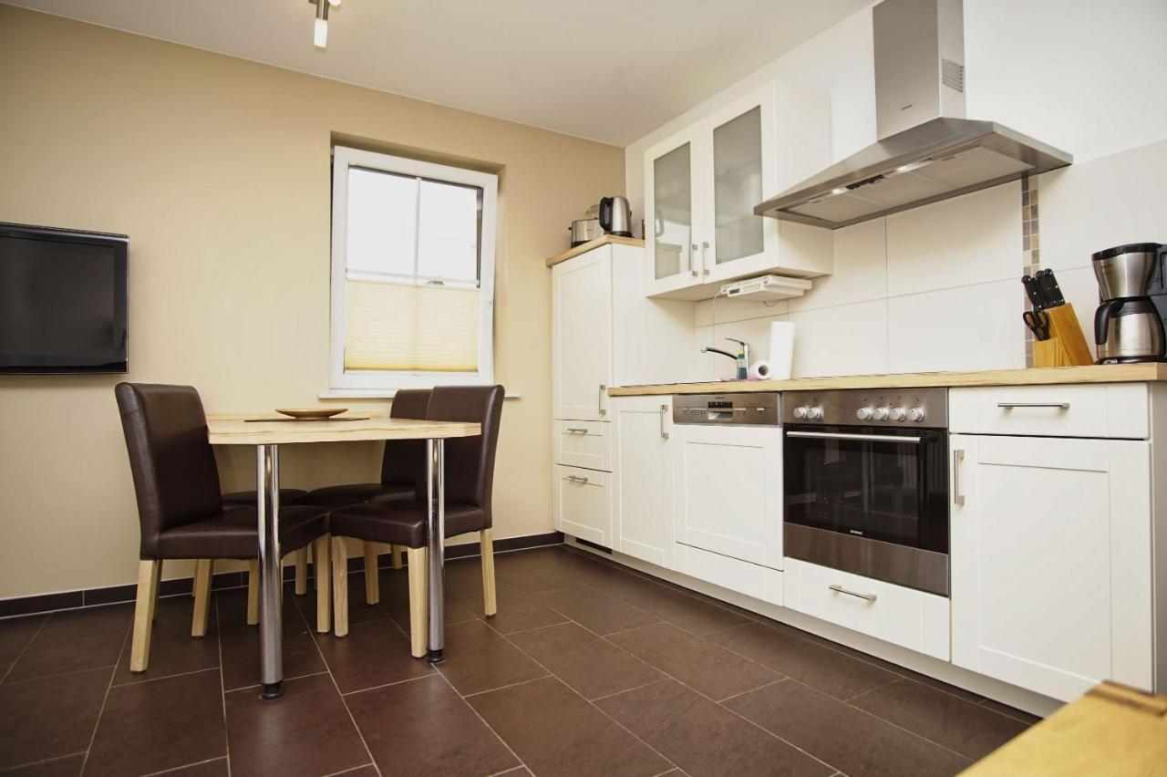 Schicke Fewo Mit Terrasse, Gratis Nutzung Vom Ahoi Erlebnisbad Und Sauna In Sellin - Haus De Niege Wech Fewo 02 Thiessow Esterno foto